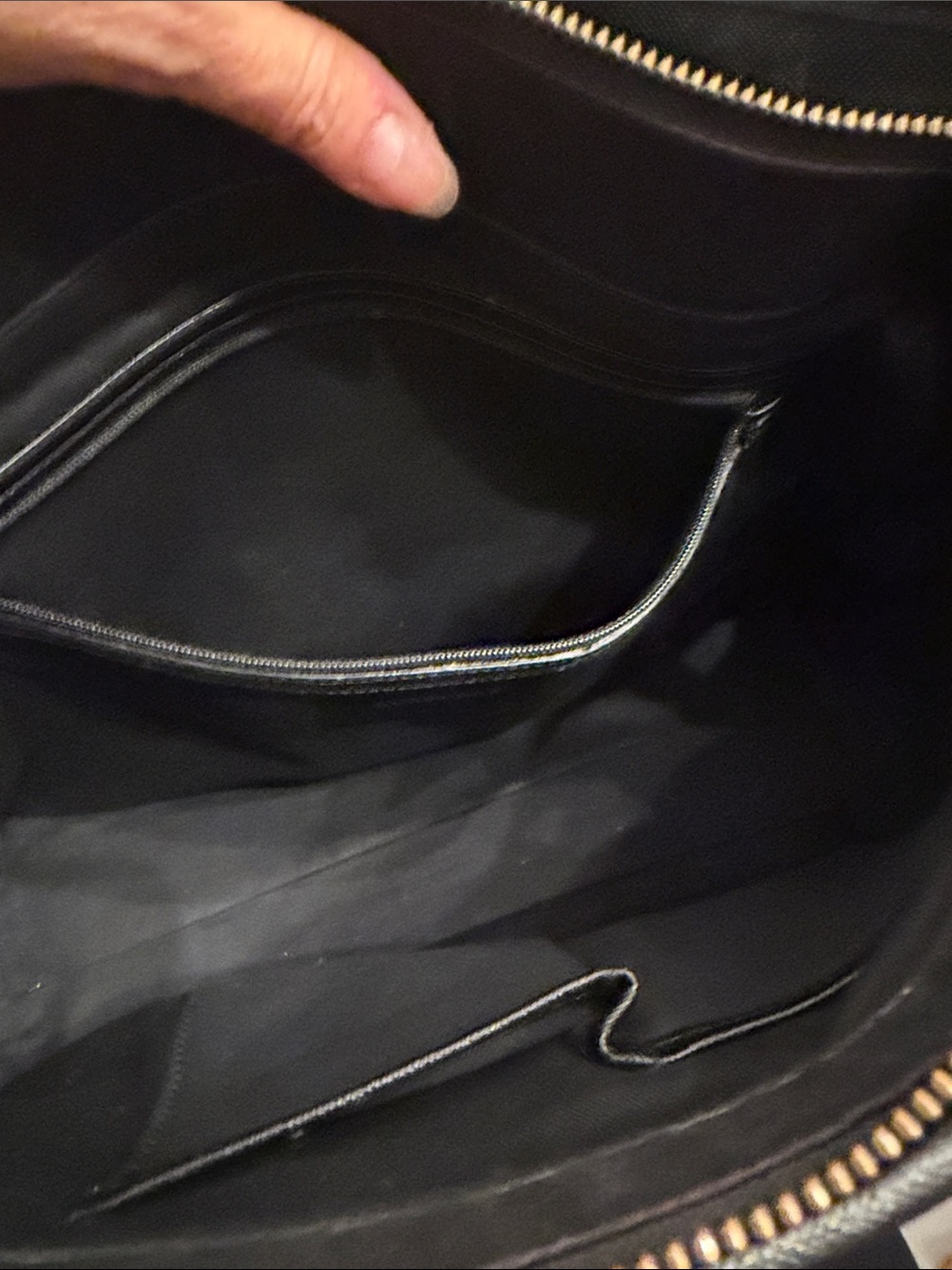 Burberry Beige Plaid Tote with Black Trim - Picture 7 of 13